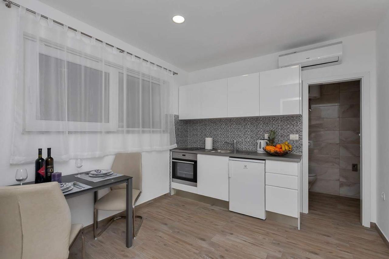 Apartman-Studio Meri Makarska Buitenkant foto